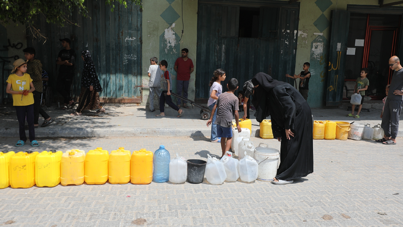 Fuel shortages, hostilities threaten water supplies in Gaza: UN