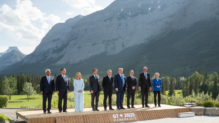G7 summit: Closed-door disagreements, open disappointment