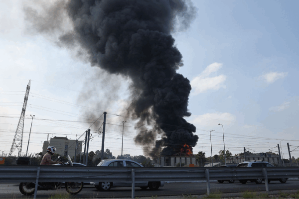 Tensions Rise as Israel and Iran Exchange Strikes Live: Tensions escalate as Israel, Iran exchange strikes