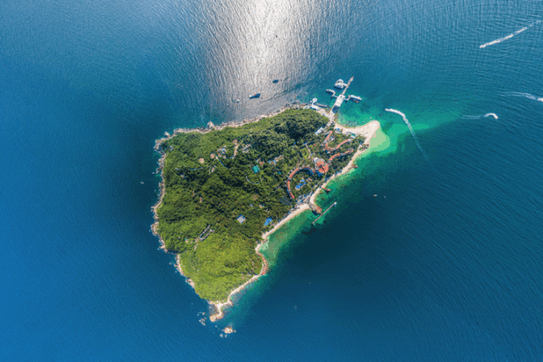 Dive into Adventure: Exploring the Marine Ranch of Wuzhizhou Island! π π Live: Underwater views of the Marine Ranch on Wuzhizhou Island