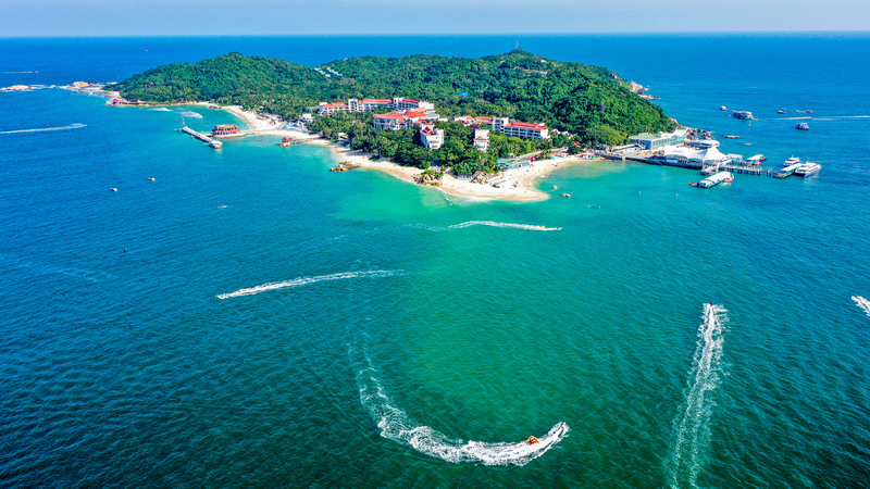 Live: Views of the Marine Ranch in Sanya Wuzhizhou Island Tourist Area