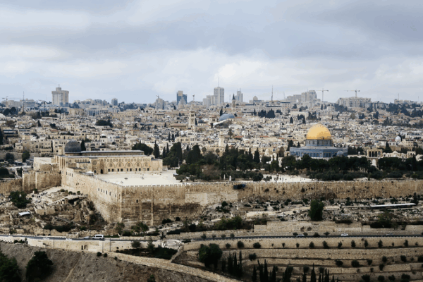 Explore Jerusalem Live: A Virtual Journey for Young Adventurers! Live view of Jerusalem
