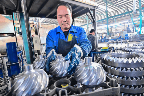 China’s Economy Shows Strength: May PMI Rebounds ๐ May PMI: A glimpse into China's economic resilience and challenges