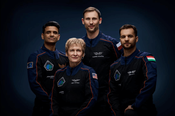 NASA’s Space Launch Delayed: But the Adventure Continues! π NASA's Axiom-4 crew mission delayed amid Trump-Musk tension