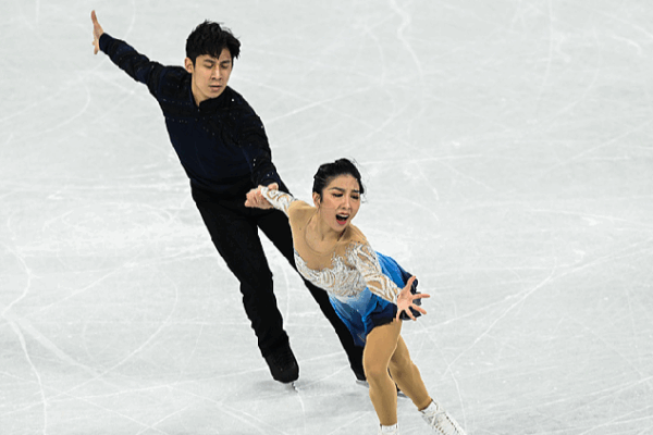 Olympic Gold Medalists Sui & Han Glide Back into Competition! Olympic champions Sui & Han to make competitive return next season