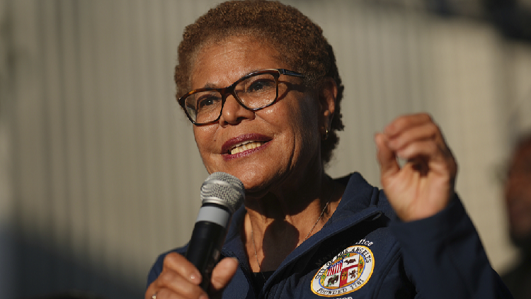 Over 30 mayors urge end to ICE raids in Southern California