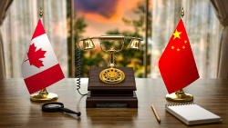 China and Canada: Building Friendship for a Better Future! π€ Premier Li: Development of China, Canada is opportunity, not threat