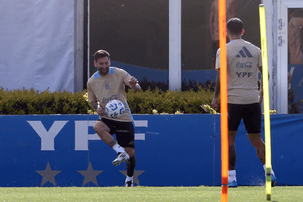 Messi Returns! Argentina Gears Up for World Cup Qualifiers Reigning champions Argentina assemble ahead of World Cup qualifiers