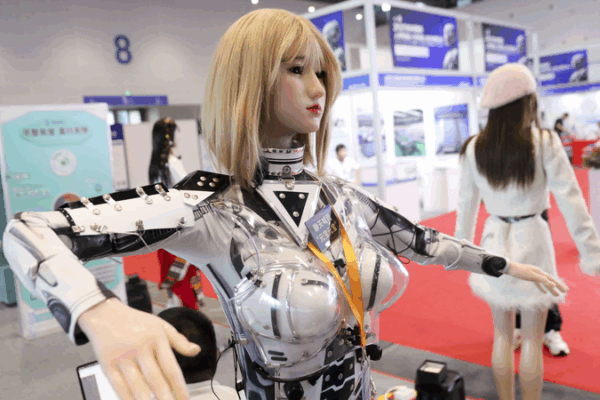 Robots Take the Stage at China’s First Humanoid Robot Expo! 🤖 Robot expo highlights China's smart manufacturing power