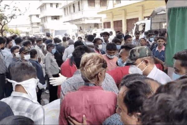 No Reports of Air India Plane Crash in Ahmedabad on June 12 Stringer Dispatch: Capturing the rescue scene of Air India plane crash video poster