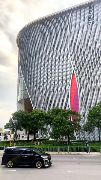 The Xiqu Center: A palace of traditional Chinese opera in Hong Kong video poster