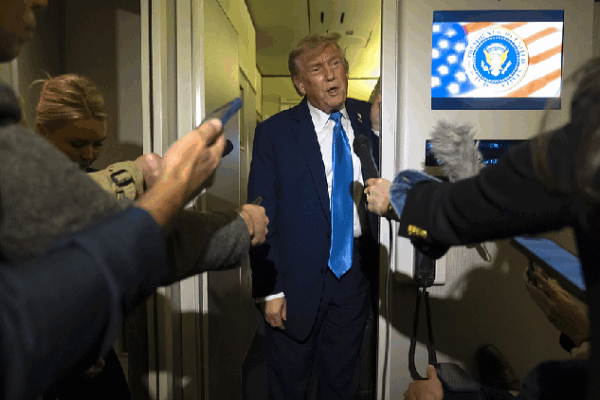 President Trump Meets with Advisors to Discuss Iran ๐บ๐ธ๐ค๐ฎ๐ท Trump meets National Security Council on Iran: White House