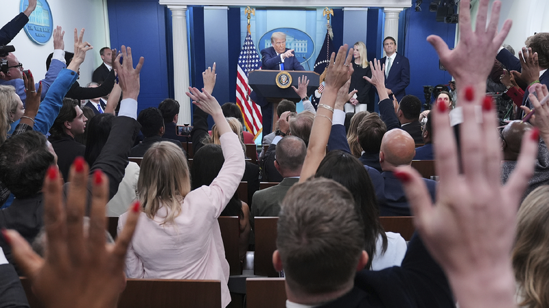 U.S. Supreme Court limits judges' power in birthright case