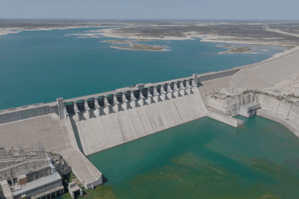 Water Worries: US and Mexico’s Border Battle 💧 US, Mexico battle for water use along border video poster