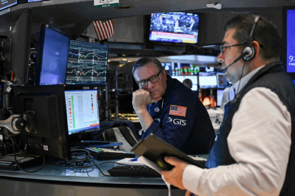 US Stocks Dip as Investors Watch Inflation and Trade Talks ๐ U.S. stocks dip as investors weigh inflation, China-U.S. trade talks