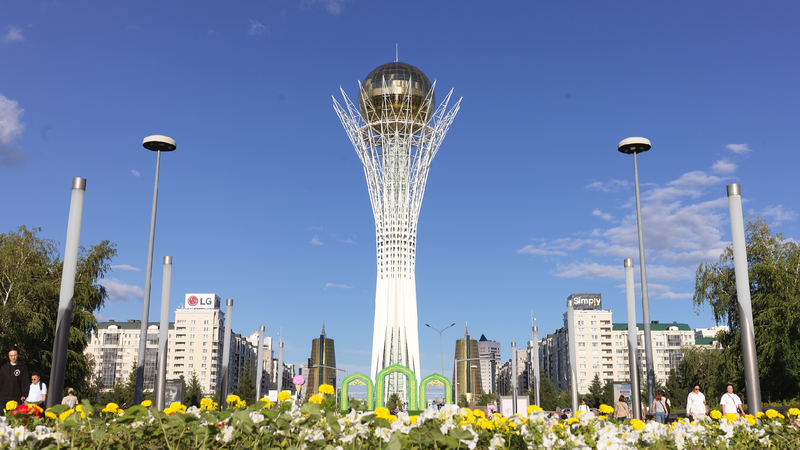 Xi Jinping leaves Astana after attending 2nd China-Central Asia Summit