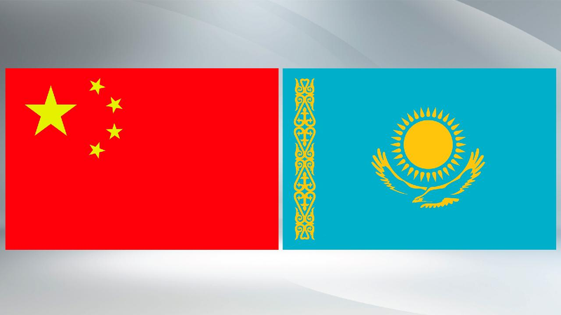 Xi Jinping meets with Kazakh President Tokayev