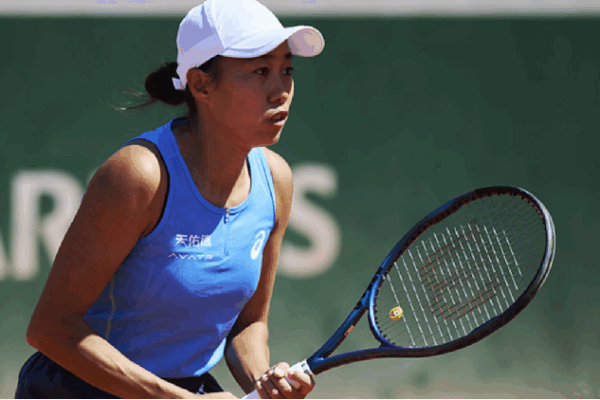 Zhang Shuai, Perez fight past Mihalikova, Nicholls at WTA Queen's Club