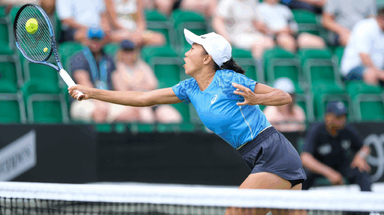 Zhang beats Osuigwe to advance in Wimbledon women's singles qualifying