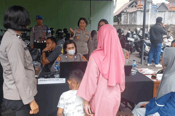 Tragic Ship Sinking in Indonesia: Families Search for Loved Ones Bereaved families identify relatives from sunken Indonesian ship video poster