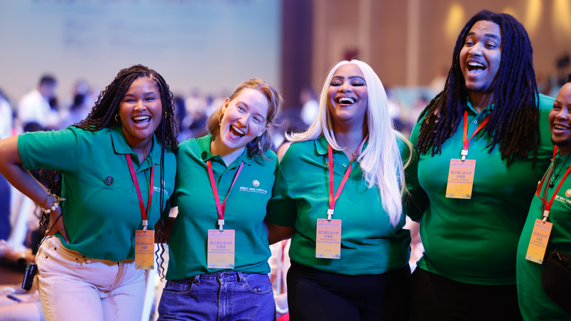 Chinese and U.S. Youth Choirs Join Voices for Peace ππΆ China-U.S. youth choirs sing for peace on WWII's 80th anniversary