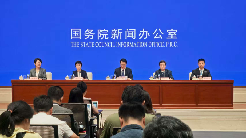China’s Health Insurance Now Covers 95% of People! π China achieves 95% health insurance coverage rate during 2021-2025