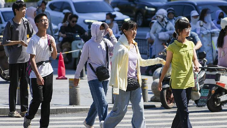 China’s Cool Moves Against the Heat Wave! βοΈβοΈ China rolls out cooling measures amid heat waves