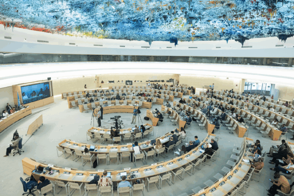 China Teams Up with the World to Promote Human Rights π China vows to promote, protect all human rights with all parties