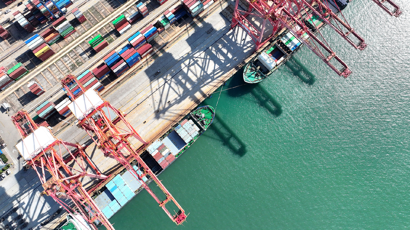 China's foreign trade up 2.9% in H1