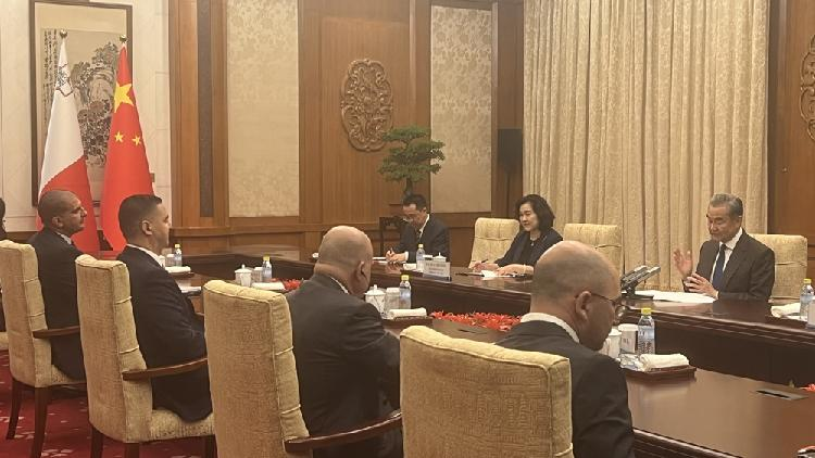 Chinese_Maltese_FMs_meet_in_Beijing - My Global News: Young Voices Chinese, Maltese FMs meet in Beijing