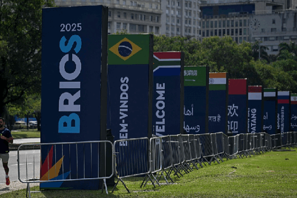 BRICS: Five Nations, One Big Team! ๐ Chinese premier lands in Rio de Janeiro for 17th BRICS Summit