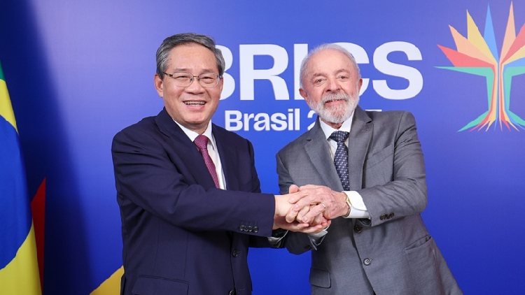 Chinese premier meets Brazilian president ahead of 17th BRICS Summit