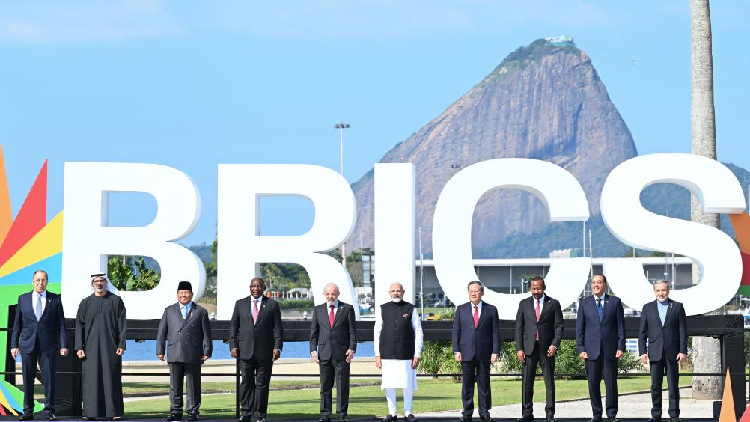 Chinese premier urges BRICS to lead global governance reform