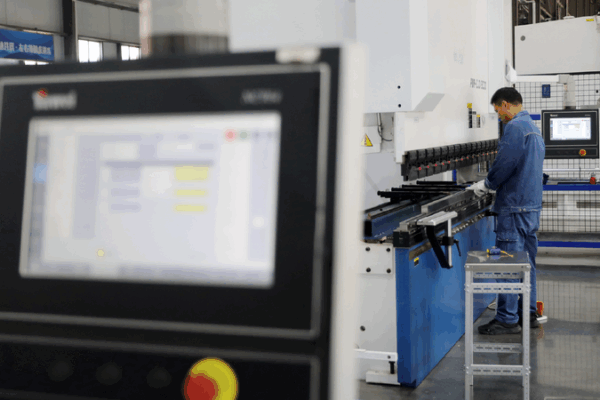 How China’s Private Companies Are Shaping the Future! Chinese private firms shift toward high-end manufacturing & services