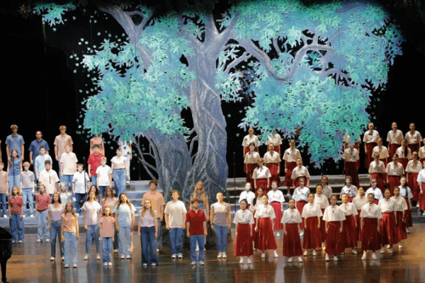 Chinese and US Young Singers Unite at Fuzhou Choir Festival Choirs build bridges through song in Fuzhou video poster