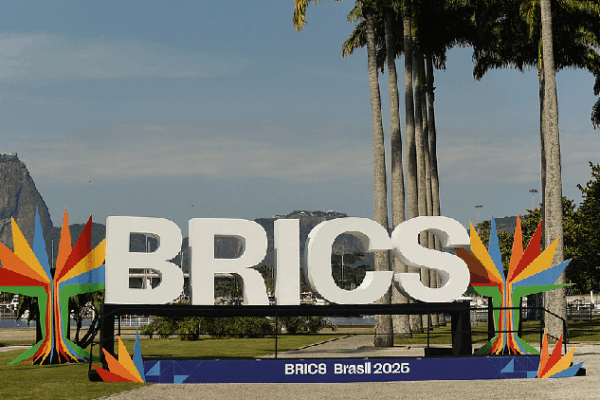 China’s Premier Li Qiang Calls for World Peace and Teamwork at BRICS Summit ππ€ Full Text: Li Qiang's remarks at BRICS session on peace, governance