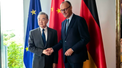 China and Germany: Working Together for a Better World German chancellor meets Chinese FM in Berlin