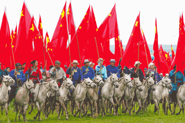 Galloping Fun at the Naadam Festival in Inner Mongolia! Grassland spirit shines as Naadam festival opens in Inner Mongolia