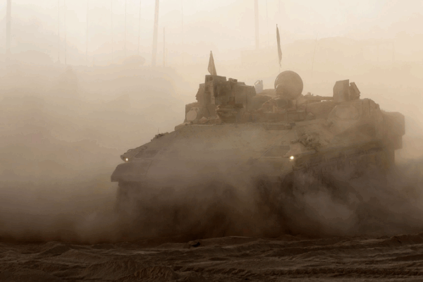 Tanks Enter Gaza City as Food Runs Low: Kids and Families in Need Israeli tanks enter Deir al-Balah as Gaza hunger crisis worsens