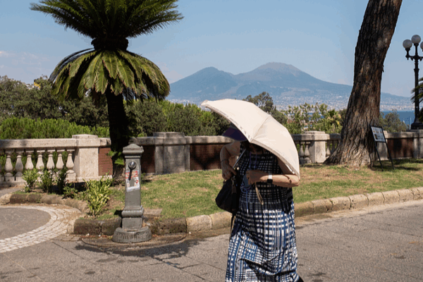Europe’s Sizzling Summer: Schools Close and Heat Alerts Rise Live: Europe takes emergency measures amid high temperatures video poster