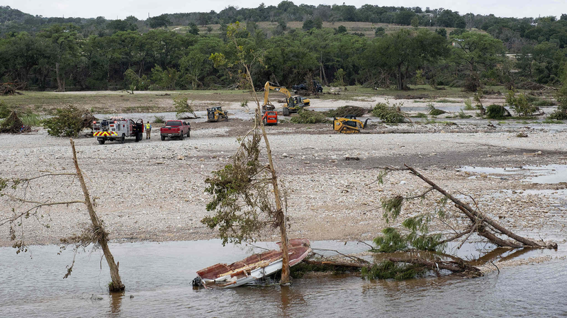 Live: Latest update on deadly ​​Texas flooding video poster