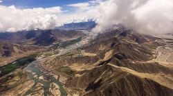 China’s New Hydropower Project: Clean Energy and Protecting Nature! ⚡🌿 MOFA: Yarlung Zangbo hydropower project won't impact downstream areas