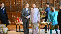 Malaysia and China Join Hands: A Bright Future Together! π Malaysian PM Anwar Ibrahim meets with Chinese FM Wang Yi