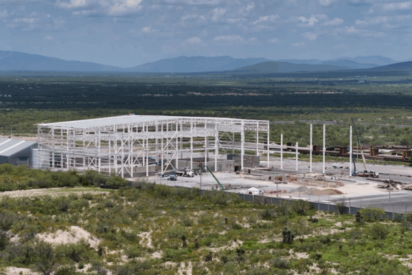 Mexico Looks for New Friends as U.S. Tariff Pause Nears End Mexico looking to other nations as US tariff pause deadline nears video poster