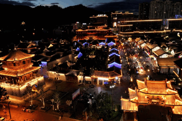Night Market in Ancient Zhejiang Town Thrills Visitors Night market at ancient town in Zhejiang bustles with life