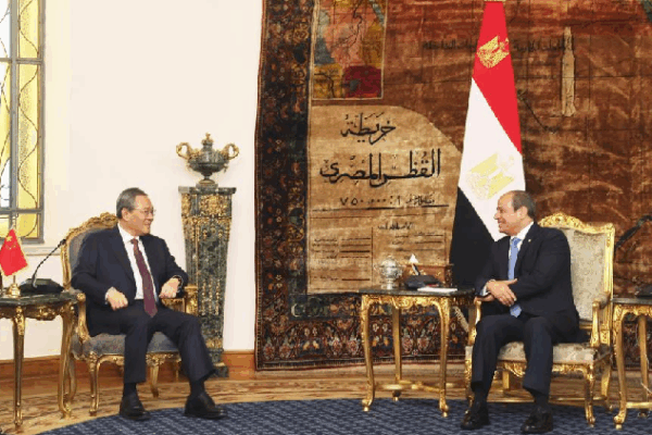 China and Egypt Team Up for Exciting New Projects! Premier Li: China eyes deeper Belt and Road cooperation with Egypt