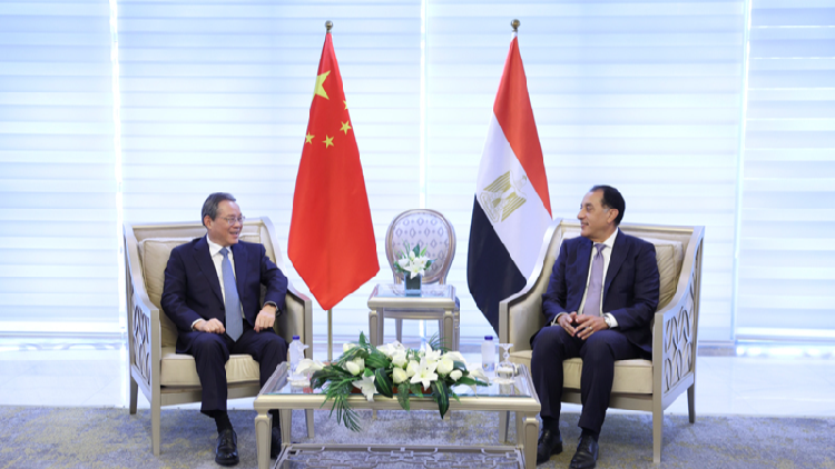 China and Egypt Join Hands for a Brighter Future! ππ€ Premier Li: China to work with Egypt to safeguard intl trade order