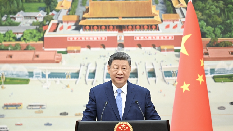 President Xi Jinping Welcomes New Ambassadors to China π President Xi Jinping receives credentials of new ambassadors to China
