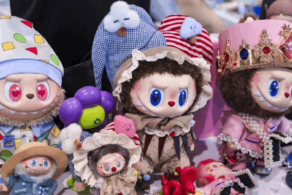 Trendy Toys Galore at Shanghai’s 2025 Exhibition! Trendy toys exhibition draws hordes of fans to Shanghai