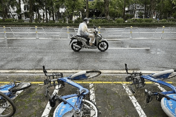 Typhoon Wipha Approaches Vietnam’s Coast: What You Need to Know π§οΈ Typhoon Wipha approaches Vietnam's northern coast